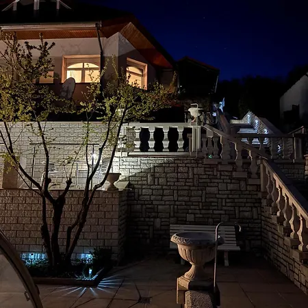 Villa Kamilla