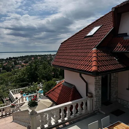 Kamilla * Balatongyörök